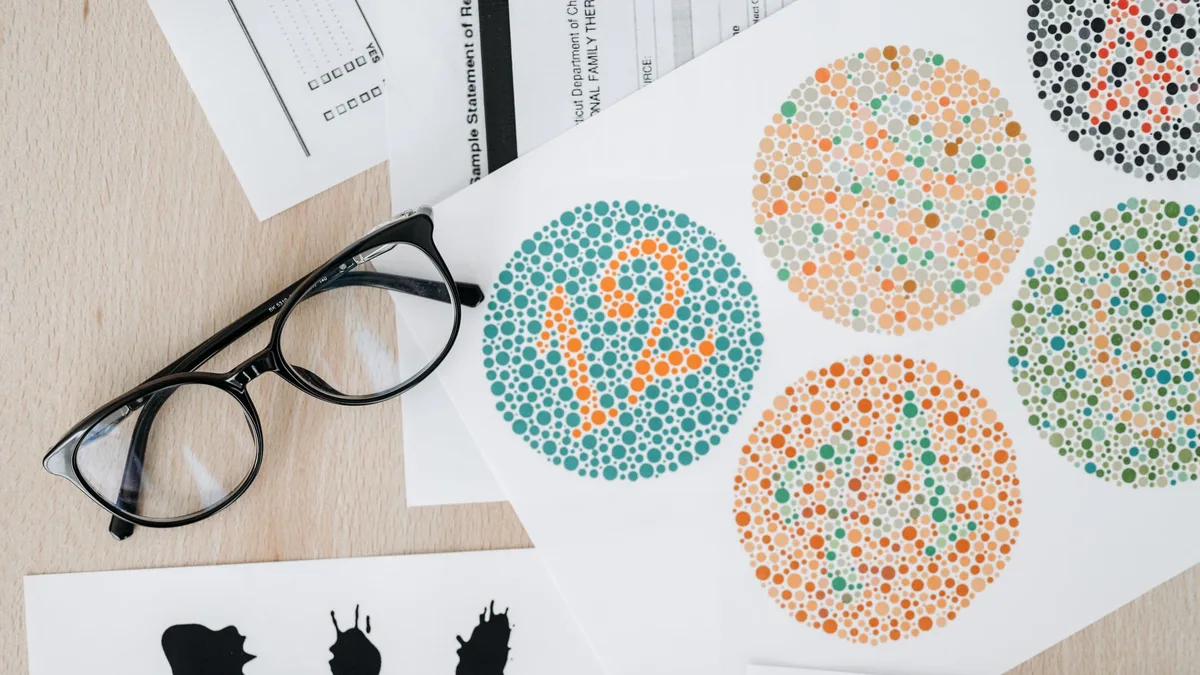 Tabela de cores usada para identificar daltonismo